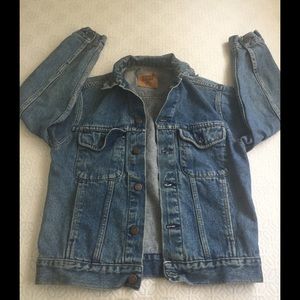Vintage 80’s gap denim jean jacket